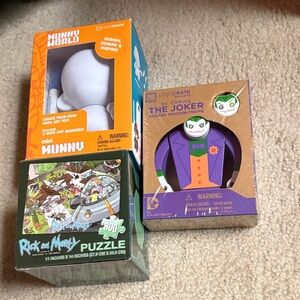 Loot Crate The Joker Wooden figure
Munny world vinyl toy
Rick and Morty puzzle